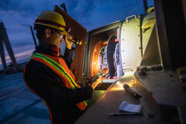 Best Emergency Electrical Repair  in Lake Magdalene, FL